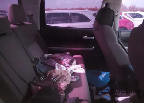 2014 Toyota Tundra Sr5 5.7L V8 z USA, uszkodzony, nr VIN 5TFEY5F16EX169658